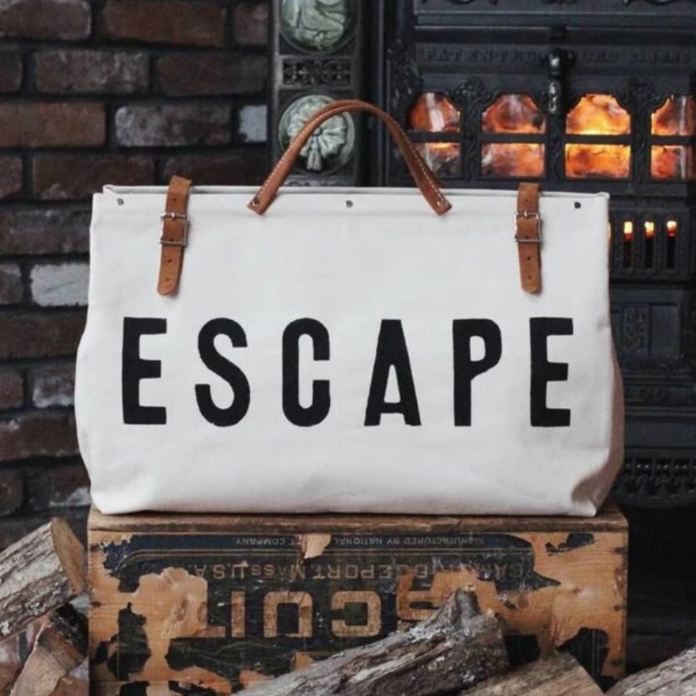 ESCAPE UTILITY BAG